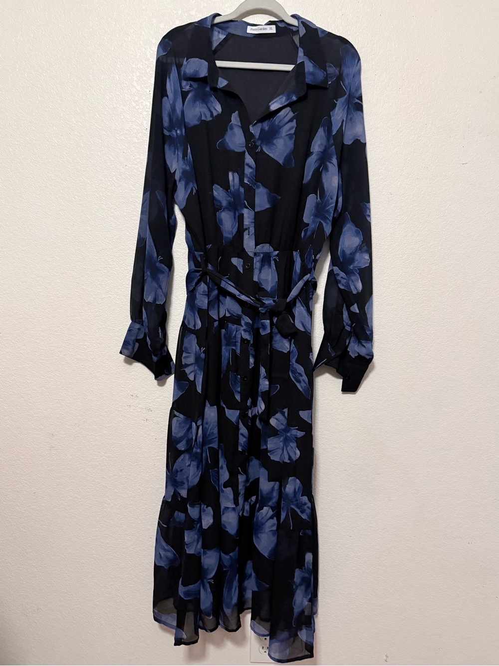 Pretty Garden Floral Button-Front Tiered Shirt Dress - Blue/Black 0323